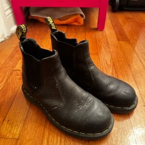 Dr. Martens Black Leather Chelsea Boots 2976 37 6